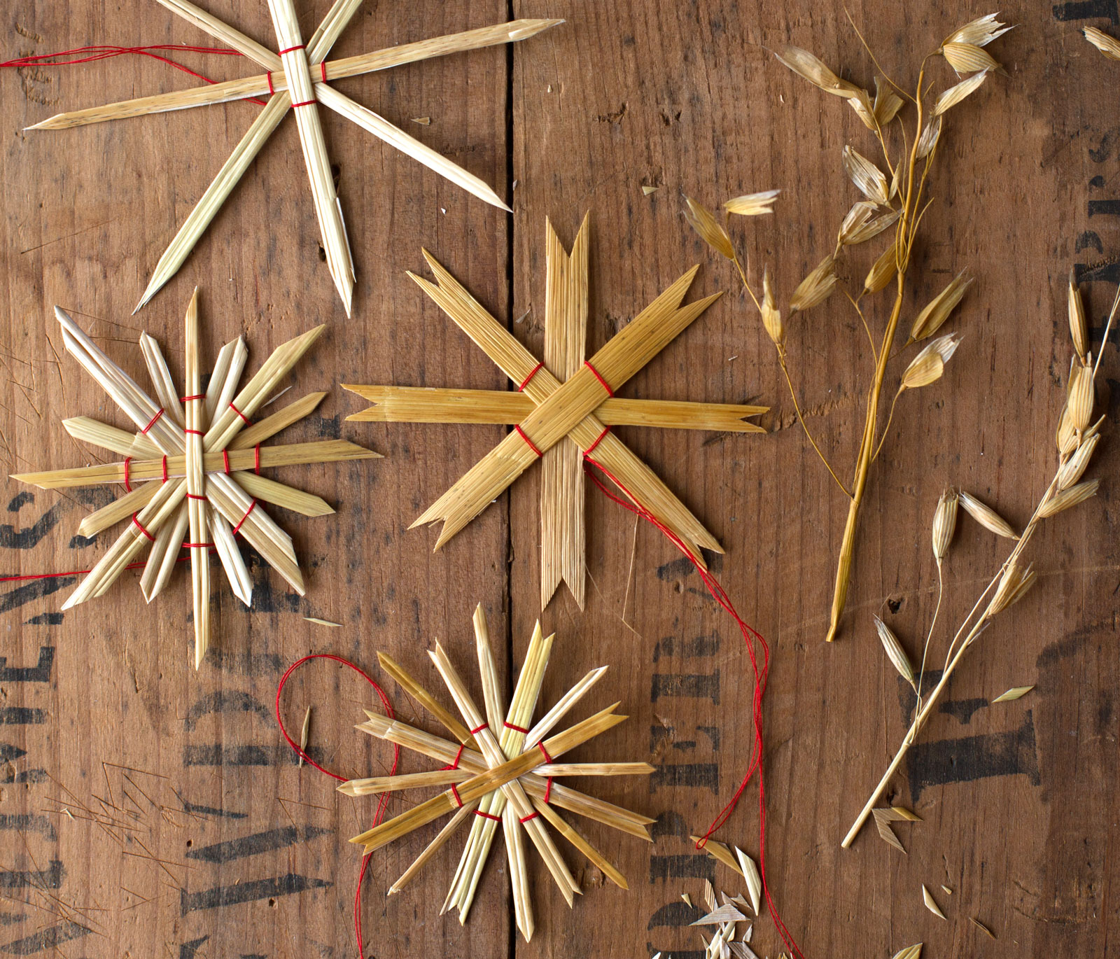 Quick Drinking Straw Starburst Ornaments, Perfect For So Many