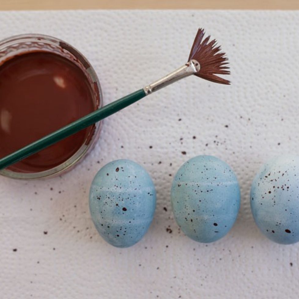 making-speckled-eggs